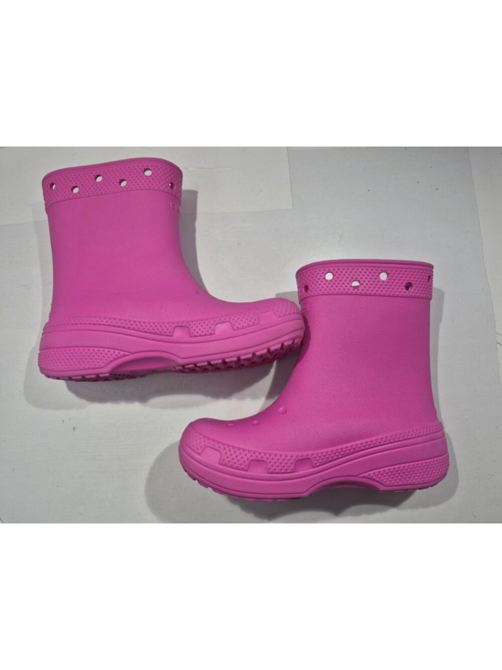 Crocs Classic Boot Girls Size 4Y Pink Pull On Comfort Boots Shoes Style  208544